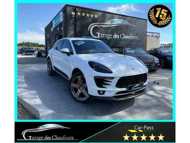 Wit Gebruikt 2016 Porsche Macan Turbo Chrono SUV | € 46.999 - Afbeelding 1/4