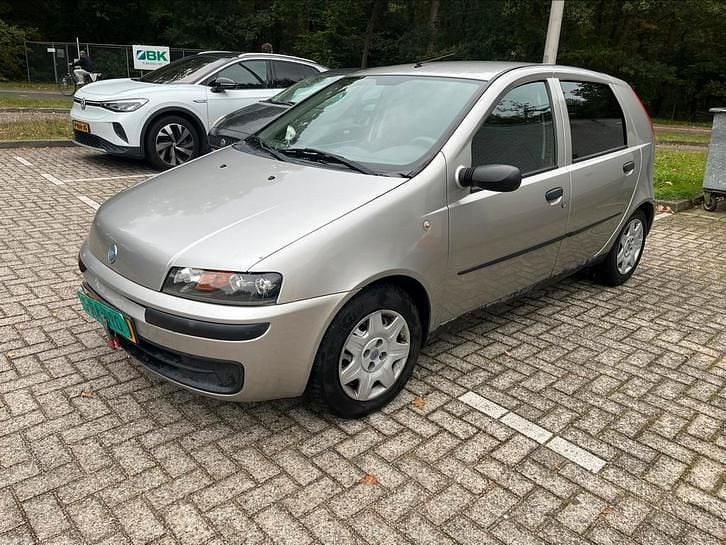 Gebruikt 2000 Fiat Punto | € 1.199 - Afbeelding 1/4