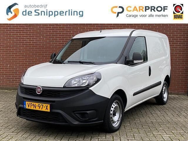 Wit Gebruikt 2022 Fiat Doblò MPV | € 11.950 (Iets duurder) - Afbeelding 1/4