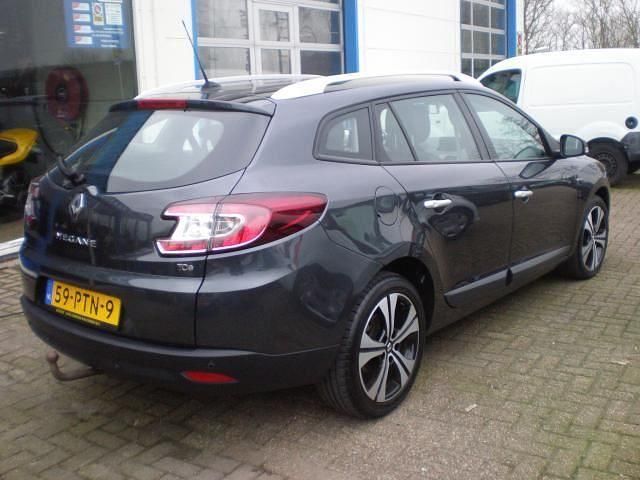 Occasion Renault Mégane GrandTour Bose Edition 131 PK (96 kW) 2011 Grijs Stationwagen