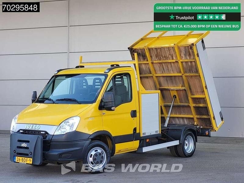 Geel Gebruikt 2013 Iveco Daily Van | € 14.550 (Iets duurder) - Afbeelding 1/3