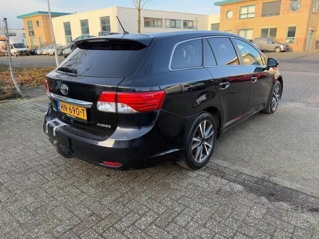 Occasion Toyota Avensis Business Edition 124 PK (91 kW) 2014 Zwart Stationwagen