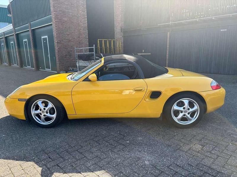 Geel Gebruikt 2000 Porsche Boxster Cabriolet | € 17.950 (Eerlijke prijs) - Afbeelding 1/4