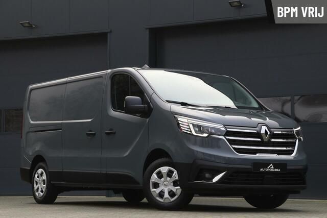 Grijs Occasion 2024 Renault Trafic MPV | € 27.500 (Eerlijke prijs) - Afbeelding 1/4