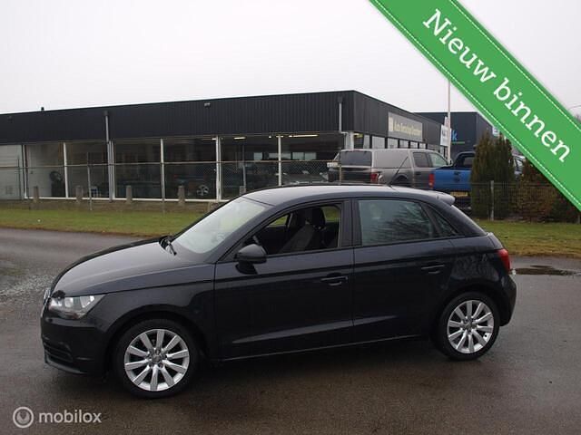 Occasion Audi A1 Sportback Attraction 86 PK (63 kW) 2013 Zwart (metallic) Hatchback