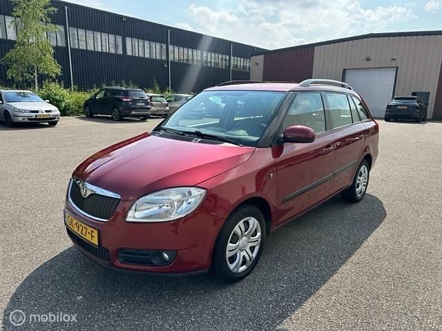 Occasion Skoda Fabia Business Line 86 PK (63 kW) 2009 Rood Stationwagen