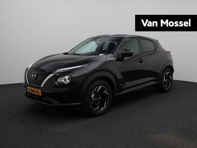Zwart Gebruikt 2024 Nissan Juke N-Connecta SUV | € 25.940 (Eerlijke prijs) - Afbeelding 1/4