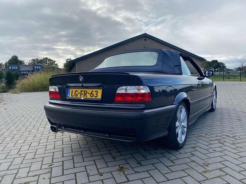 Blauw Gebruikt 1995 BMW 318 Cabriolet Cabriolet | € 5.000 - Afbeelding 1/4