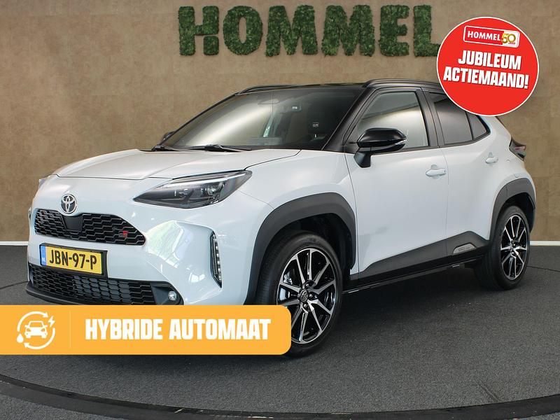 Grijs Nieuw 2025 Toyota Yaris Cross Sport SUV | € 38.450 (Iets duurder) - Afbeelding 1/3