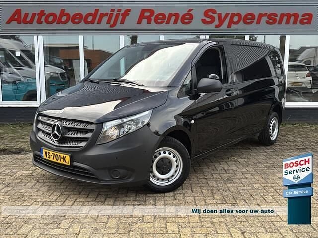 Zwart Gebruikt 2015 Mercedes Vito MPV | € 7.445 - Afbeelding 1/4