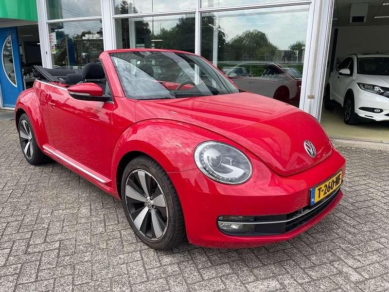 Occasion VW Beetle Cabriolet Sportline 160 PK (117 kW) 2014 Rood Cabriolet
