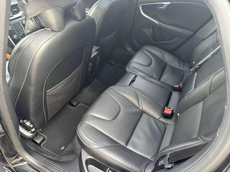 Occasion Volvo V40 Business Edition 191 PK (140 kW) 2018 Zwart Hatchback