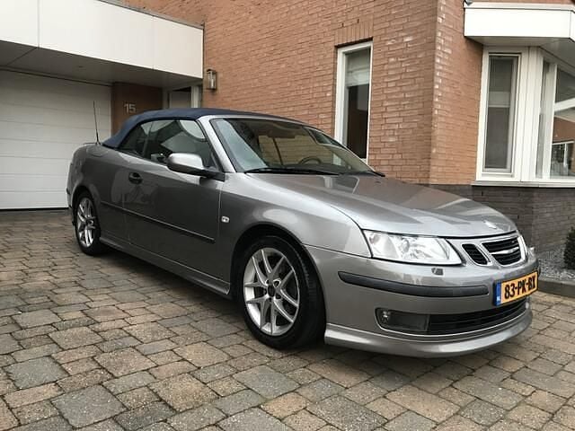 Grijs (metallic) Occasion 2004 Saab 9-3 Cabriolet Aero Cabriolet | € 14.500 - Afbeelding 1/4