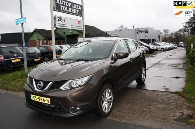Bruin Gebruikt 2015 Nissan Qashqai Acenta SUV | € 5.500 - Afbeelding 1/4
