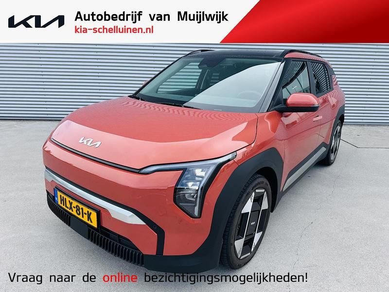 Oranje, metallic lak Nieuw 2025 Kia EV3 4 SUV | € 43.555 - Afbeelding 1/4
