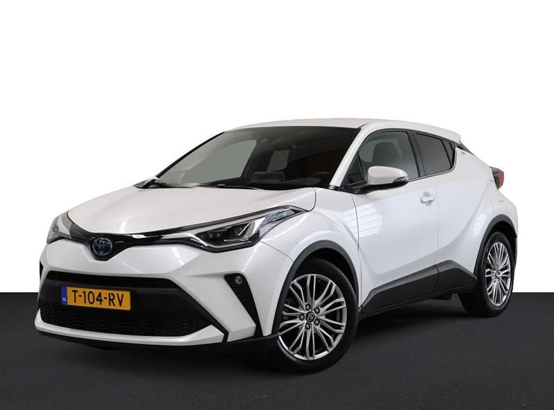 Wit Occasion 2023 Toyota C-HR Executive SUV | € 28.750 (Eerlijke prijs) - Afbeelding 1/4