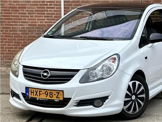 Occasion Opel Corsa Sport 90 PK (66 kW) 2008 Wit Hatchback