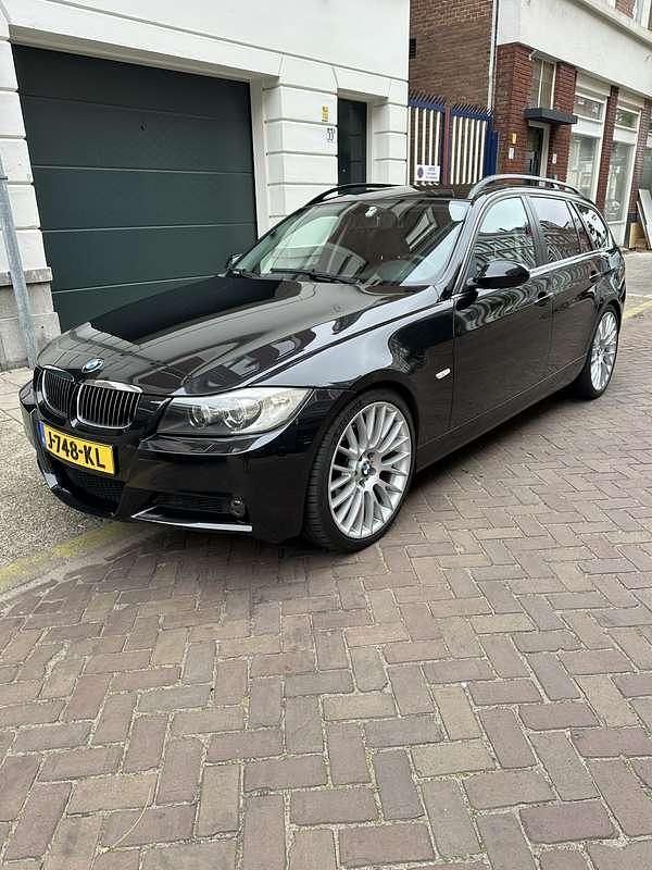 Gebruikt 2006 BMW 325 Stationwagen | € 8.000 (Duur) - Afbeelding 1/4
