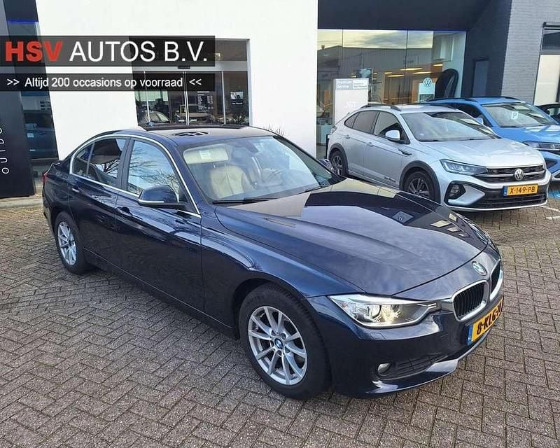 Blauw Gebruikt 2013 BMW 316 Executive Sedan | € 8.999 (Goede deal) - Afbeelding 1/3