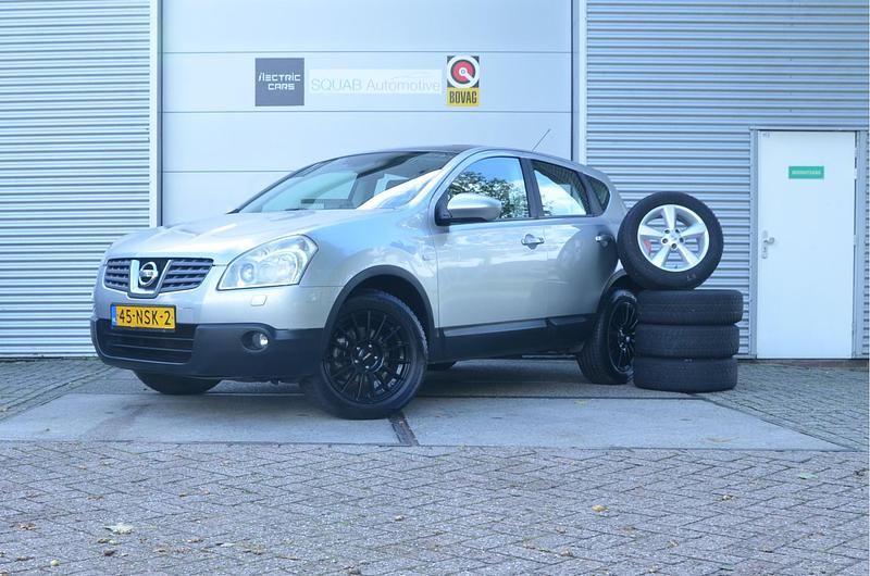 Grijs Gebruikt 2007 Nissan Qashqai Acenta SUV | € 5.999 (Duur) - Afbeelding 1/4
