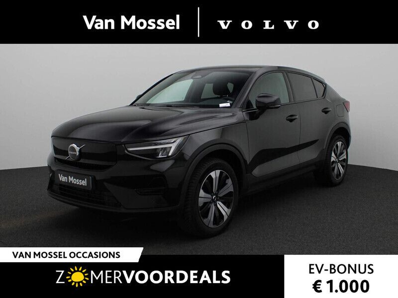 Zwart Gebruikt 2023 Volvo EC40 Core SUV | € 34.940 (Eerlijke prijs) - Afbeelding 1/4