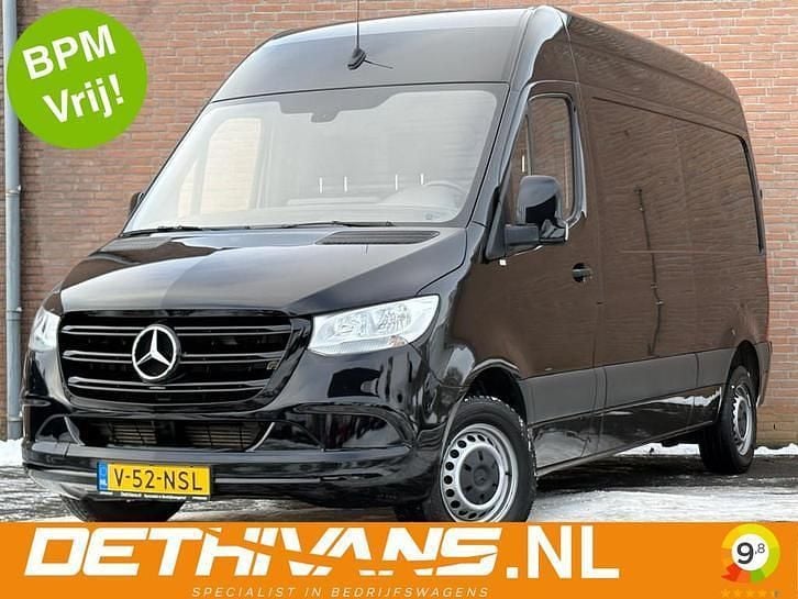 Zwart (metallic) Occasion 2021 Mercedes Sprinter Van | € 25.850 (Super prijs) - Afbeelding 1/4