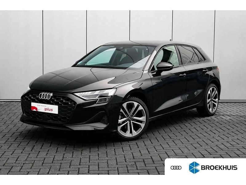 Occasion 2025 Audi A3 Sportback S-Line Hatchback | € 36.745 (Goede deal) - Afbeelding 1/4
