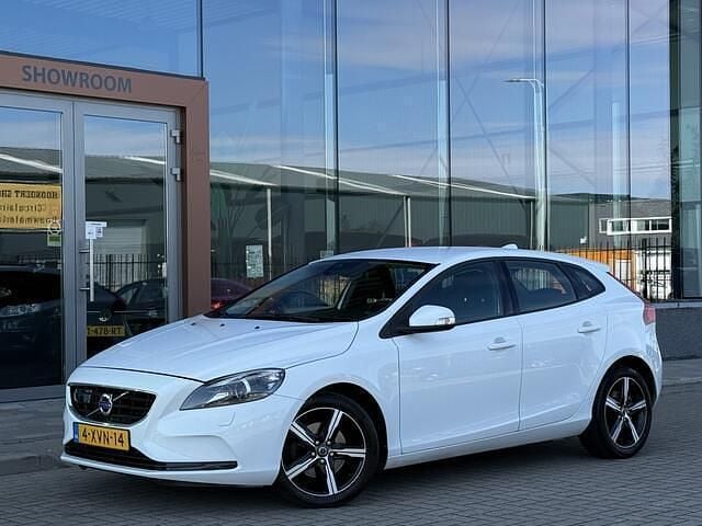 Wit Gebruikt 2014 Volvo V40 Summum Stationwagen | € 11.950 (Eerlijke prijs) - Afbeelding 1/4
