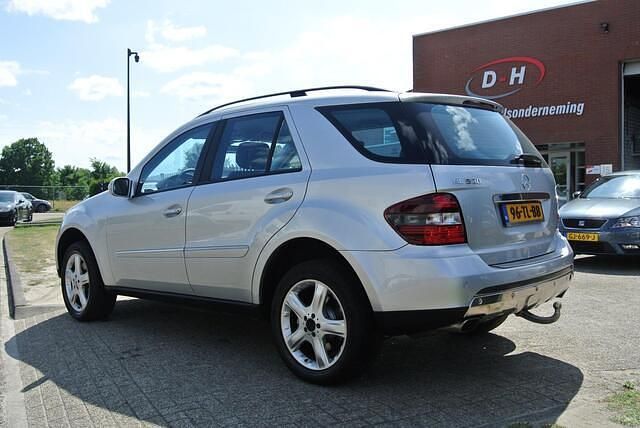 Occasion Mercedes 500 306 PK (225 kW) 2006 Grijs SUV