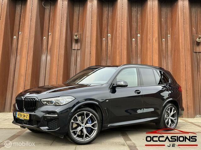 Zwart Gebruikt 2022 BMW X5 Comfort Edition SUV | € 59.995 - Afbeelding 1/4