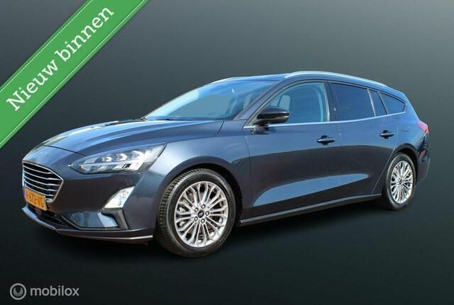 Blauw Gebruikt 2020 Ford Focus Business Edition Stationwagen | € 14.395 (Eerlijke prijs) - Afbeelding 1/4