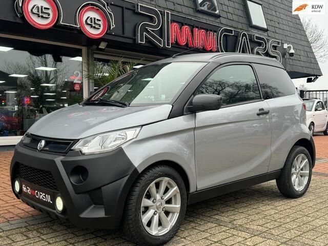 Overige Gebruikt 2019 Aixam Crossline Hatchback | € 11.995 - Afbeelding 1/4