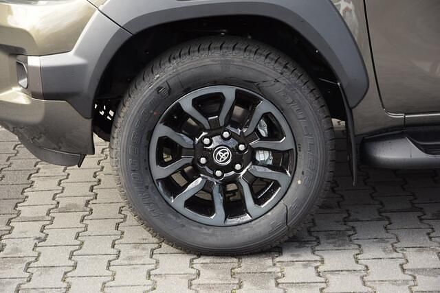 Occasion Toyota HiLux 204 PK (150 kW) 2024 Beige (metallic) Pickup