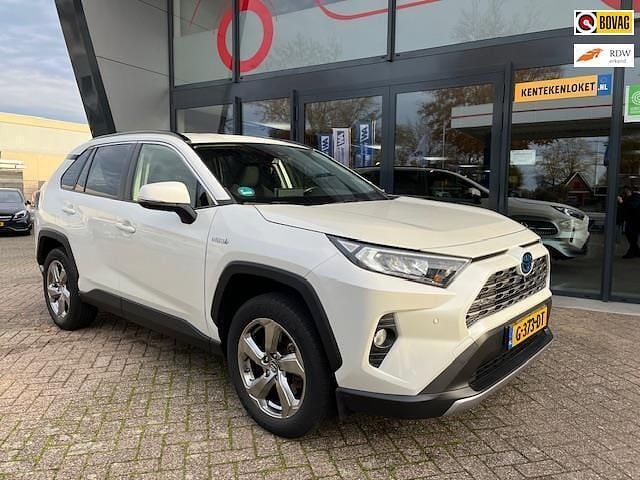 Wit Gebruikt 2019 Toyota RAV4 SUV | € 29.995 (Iets duurder) - Afbeelding 1/4