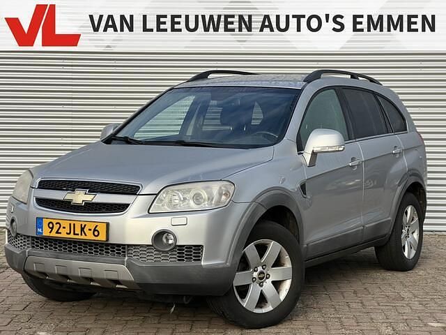 Grijs Gebruikt 2009 Chevrolet Captiva SUV | € 3.948 (Eerlijke prijs) - Afbeelding 1/4