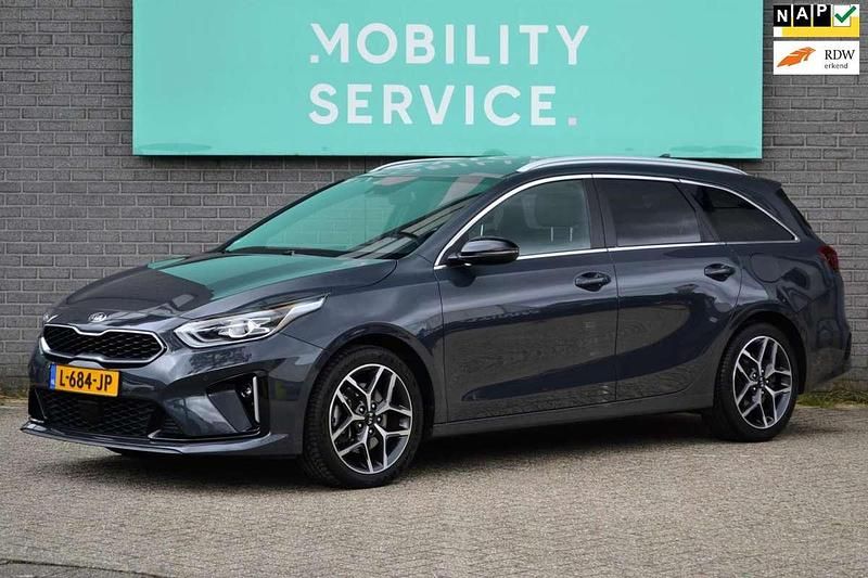 Grijs Gebruikt 2021 Kia Ceed Sportswagon GT-Line Stationwagen | € 20.864 (Goede deal) - Afbeelding 1/4