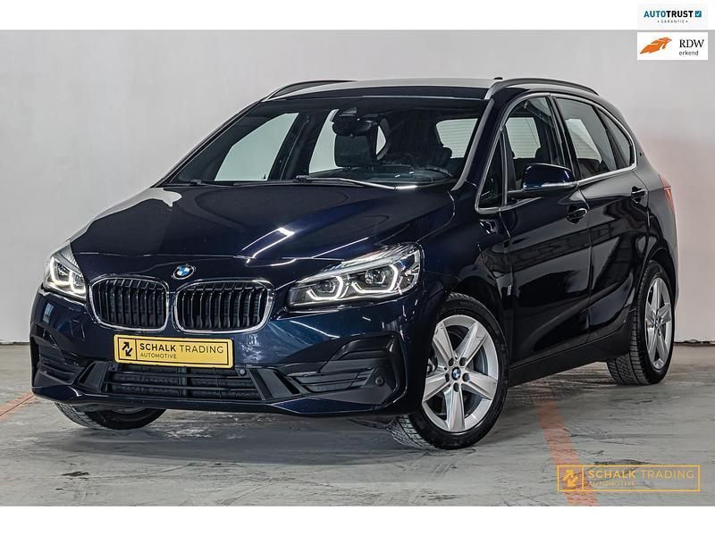 Blauw Gebruikt 2018 BMW 225 Active Tourer Executive MPV | € 14.950 (Eerlijke prijs) - Afbeelding 1/4