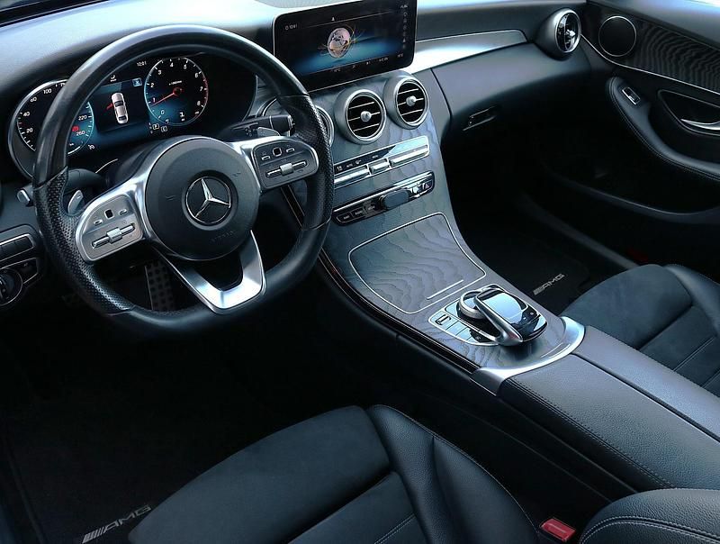 Occasion Mercedes C180 AMG line 157 PK (115 kW) 2019 Grijs Sedan