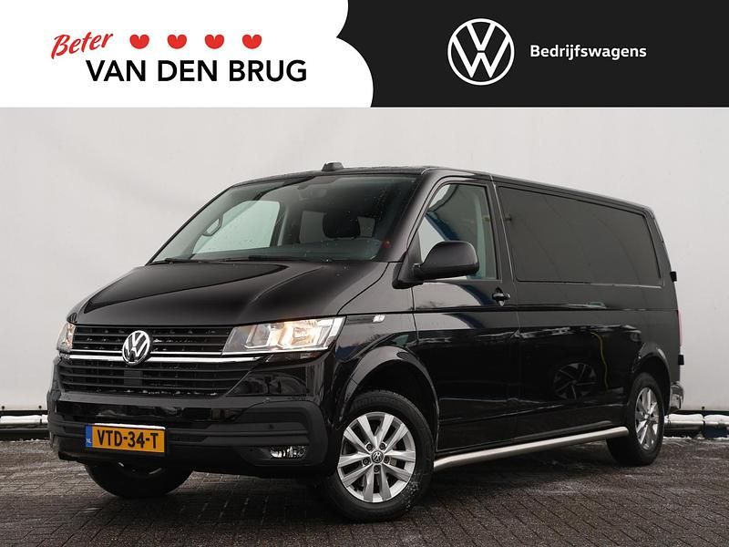 Zwart Occasion 2023 VW T6.1 Highline Van | € 35.900 (Super prijs) - Afbeelding 1/4