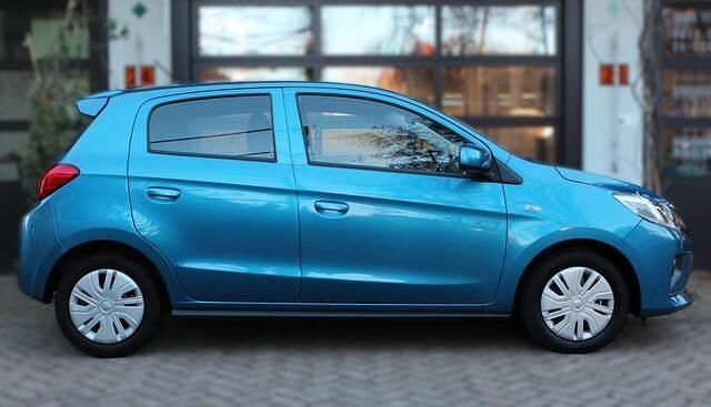 Occasion Mitsubishi Space Star 2024 Blauw Hatchback