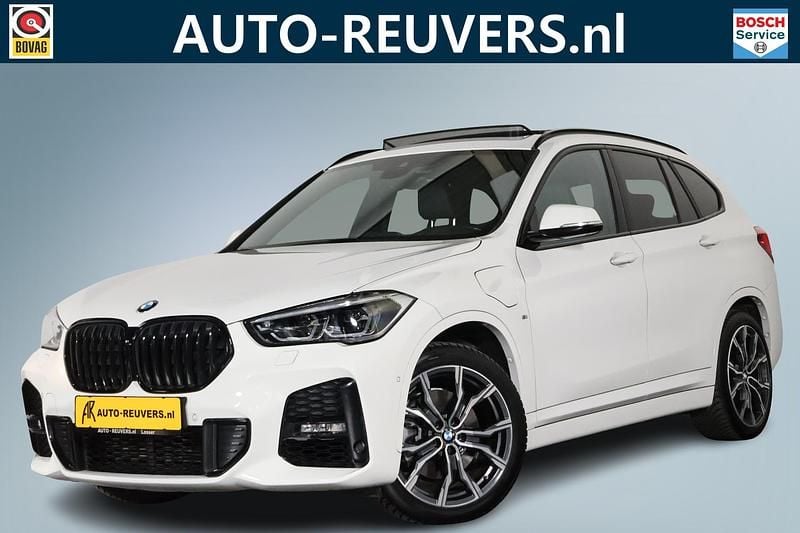 Wit Gebruikt 2021 BMW X1 M Sport SUV | € 29.900 (Goede deal) - Afbeelding 1/4