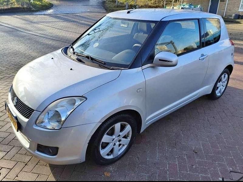 Occasion 2009 Suzuki Swift Comfort Hatchback | € 1.850 (Goede deal) - Afbeelding 1/4