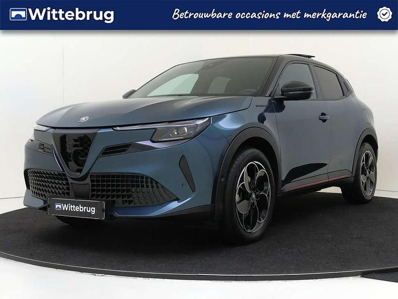 Occasion Alfa Romeo Junior Edizione Speciale 114 kW (156 PK) 2024 Blauw SUV