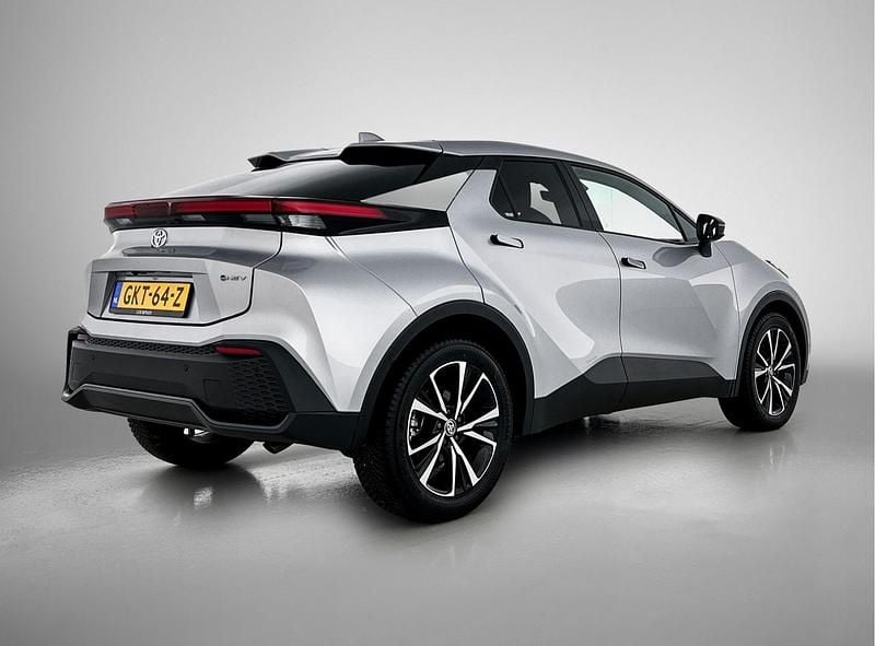 Occasion Toyota C-HR 140 PK (102 kW) 2024 Grijs SUV