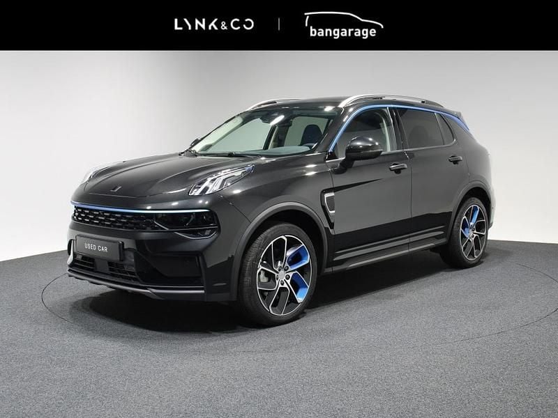 Zwart Gebruikt 2024 Lynk & Co 01 SUV | € 29.995 (Eerlijke prijs) - Afbeelding 1/4