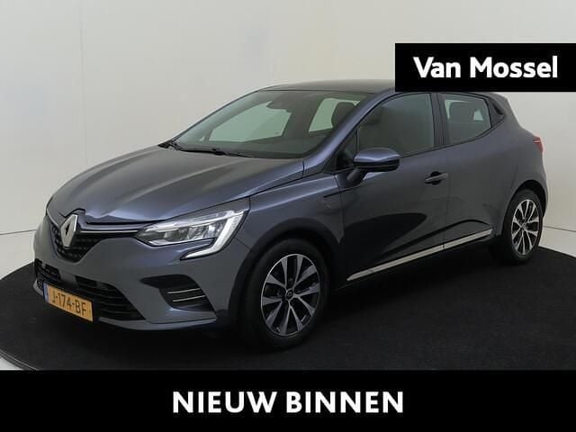 Titaniumgrijs kpn Gebruikt 2020 Renault Clio V Zen Hatchback | € 12.940 (Eerlijke prijs) - Afbeelding 1/4