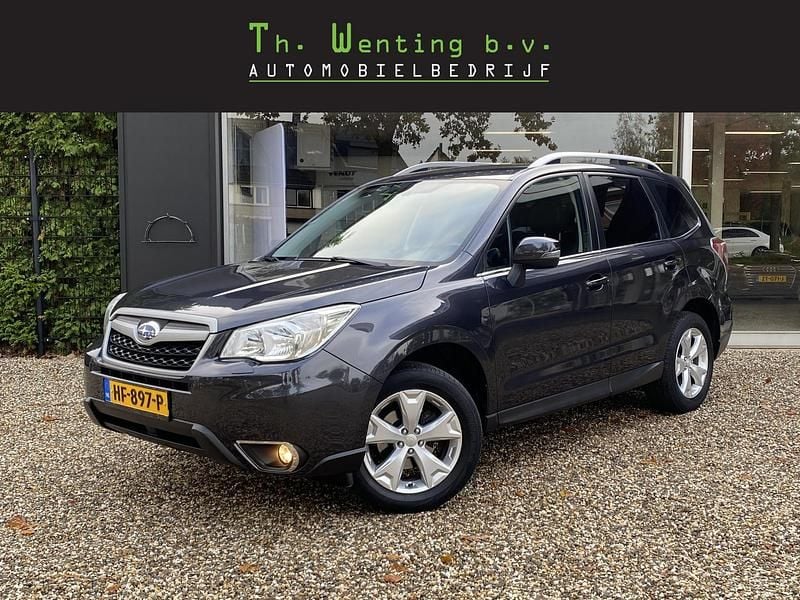 Grijs Gebruikt 2015 Subaru Forester SUV | € 17.995 (Eerlijke prijs) - Afbeelding 1/4