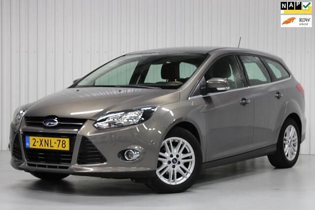 Bruin Gebruikt 2014 Ford Focus Stationwagen | € 3.950 (Eerlijke prijs) - Afbeelding 1/4