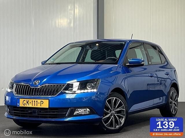 Blauw Gebruikt 2015 Skoda Fabia Hatchback | € 8.445 (Eerlijke prijs) - Afbeelding 1/3