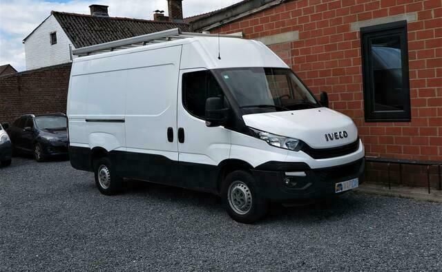 Wit Gebruikt 2016 Iveco Daily MPV | € 21.490 (Duur) - Afbeelding 1/4